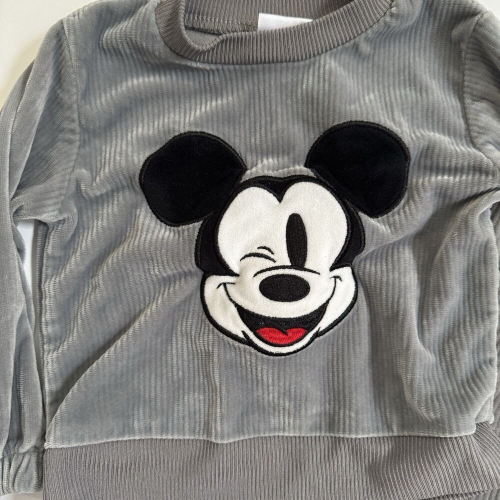DISNEY Baby MICKEY MOUSE Grey Velour 2 Pc OUTFIT SET INFANT SIZE 12M - Picture 5 of 6
